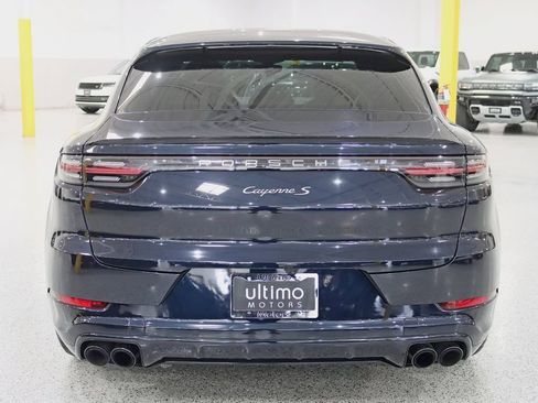 Used 2023 Porsche Cayenne S AWD/4WD image 13
