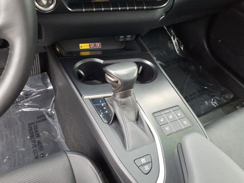 Certified 2023 Lexus UX 250h FWD w/ Accessory Package (Z2) image 10