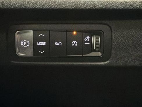 Used 2025 Chevrolet Traverse Z71 w/ Enhanced Driving Package image 38