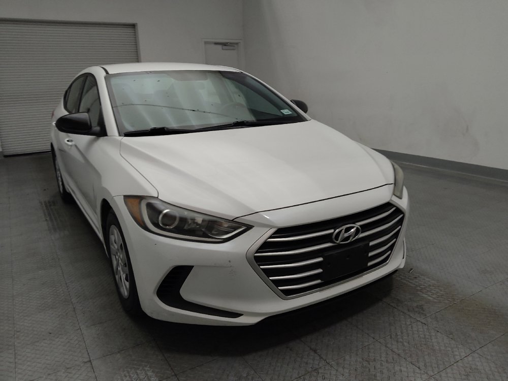 Used 2017 Hyundai Elantra SE FWD image 14