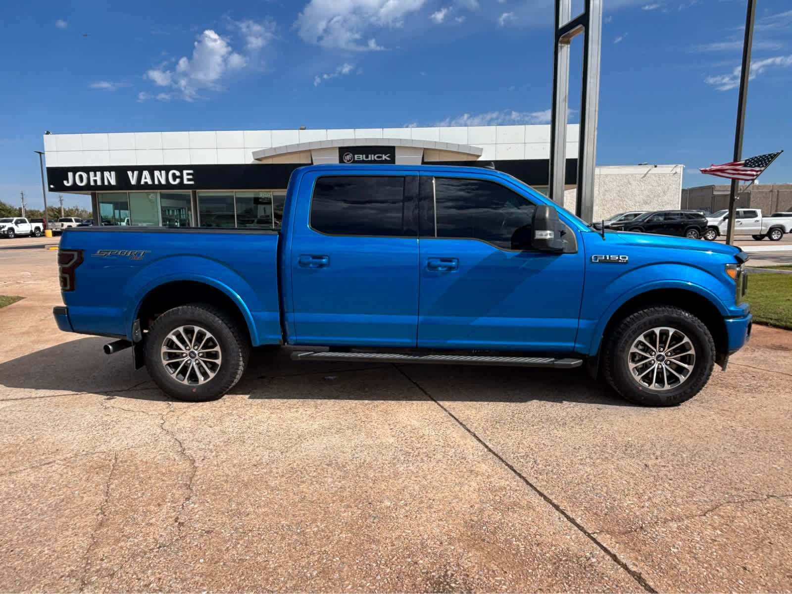 Used 2019 Ford F150 XLT w/ Equipment Group 302A Luxury AWD/4WD image 8