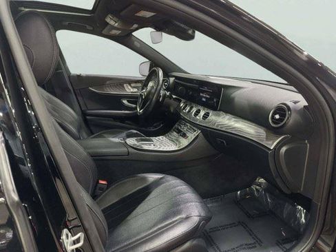 Used 2021 Mercedes-Benz E 350 4MATIC Sedan image 42