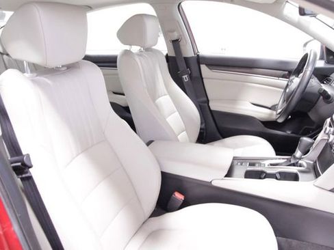 Certified 2022 Honda Accord EX-L image 14