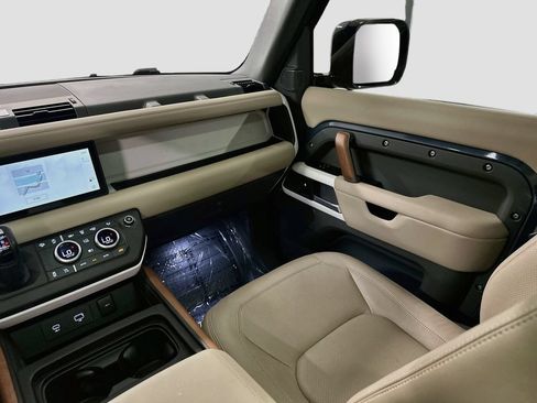 Used 2024 Land Rover Defender 110 S AWD/4WD image 24