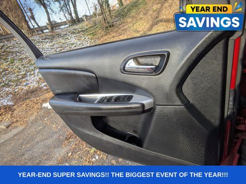 Used 2018 Dodge Journey SE w/ Blacktop Package image 30