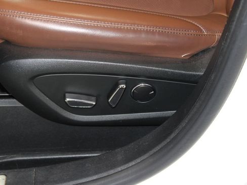 Used 2022 Lincoln Nautilus Reserve w/ Equipment Group 201A FWD image 22