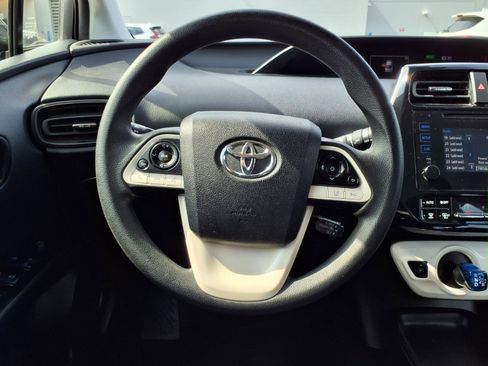 Used 2017 Toyota Prius Two w/ Prius Two Safety Plus Package FWD image 12