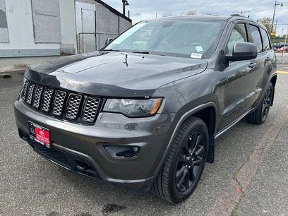 Used 2018 Jeep Grand Cherokee Laredo