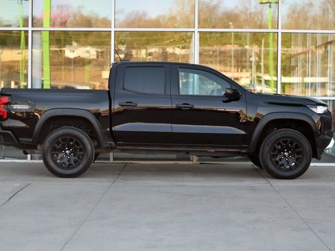 Used 2024 Chevrolet Colorado Trail Boss w/ Advanced Trailering Package image 9