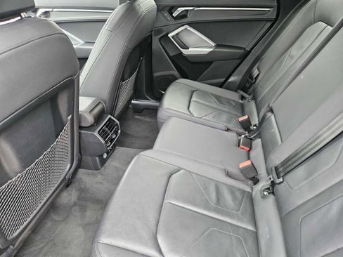 Used 2020 Audi Q3 2.0T Premium image 28