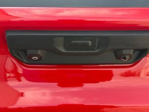 Certified 2022 Chevrolet Silverado 1500 LT AWD/4WD image 12
