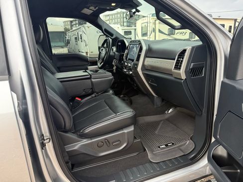Used 2022 Ford F250 Lariat AWD/4WD image 24
