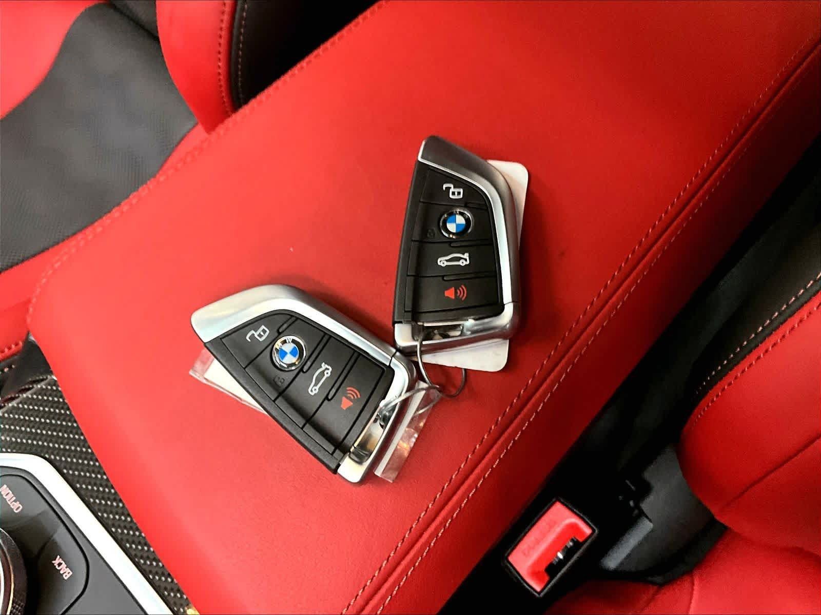 Used 2025 BMW M3 w/ M Carbon Exterior Package RWD image 13