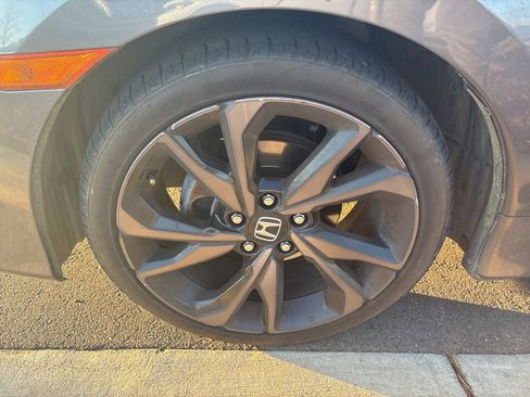 Used 2019 Honda Civic Sport image 9