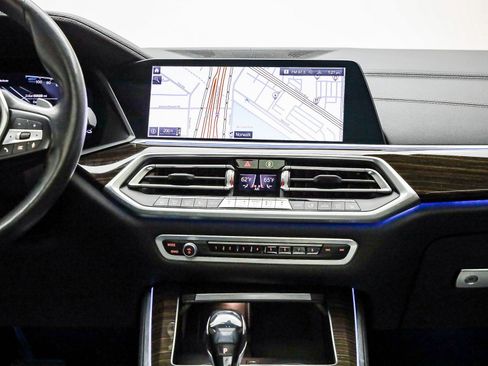 Used 2021 BMW X5 xDrive45e w/ Parking Assistance Package image 14