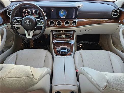 Used 2019 Mercedes-Benz E 300 image 19