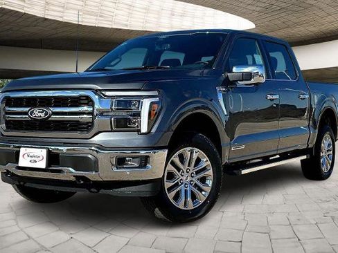 New 2025 Ford F150 Lariat w/ Equipment Group 501A Mid image 14