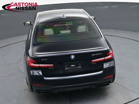 Used 2023 BMW M550i xDrive w/ Dynamic Handling Package image 31