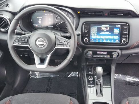Used 2023 Nissan Kicks SR FWD image 27