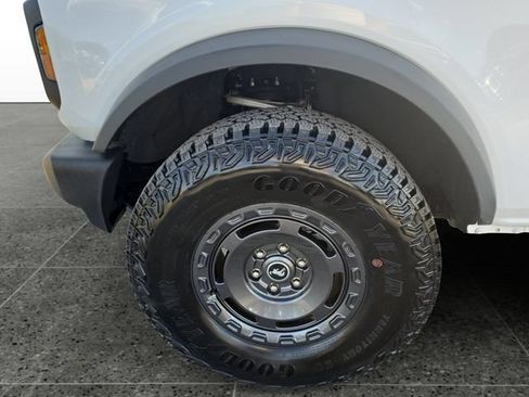 Used 2025 Ford Bronco 4-Door w/ Sasquatch Package AWD/4WD image 16