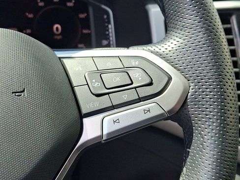 Used 2023 Volkswagen Atlas SEL Premium AWD/4WD image 24