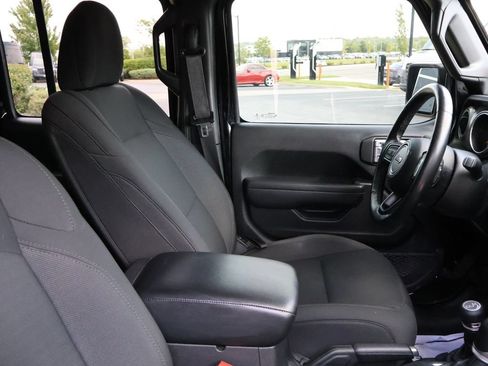 Used 2022 Jeep Gladiator Sport AWD/4WD image 10