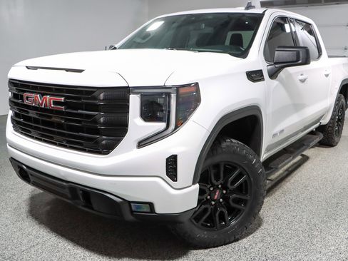 Used 2023 GMC Sierra 1500 Elevation image 33