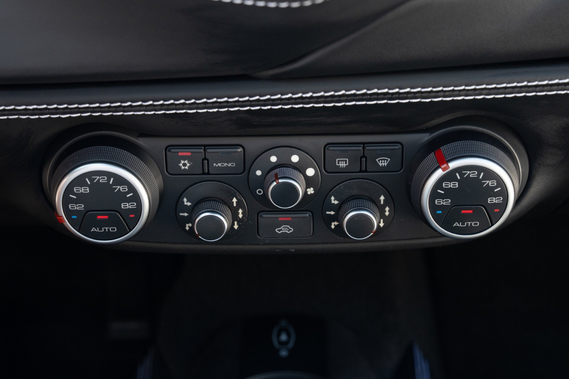 Used 2019 Ferrari 488 Spider RWD image 29