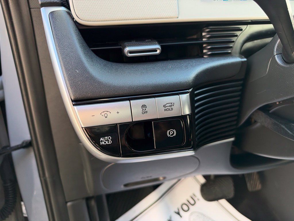 Certified 2023 Hyundai Ioniq 5 SEL AWD/4WD image 14
