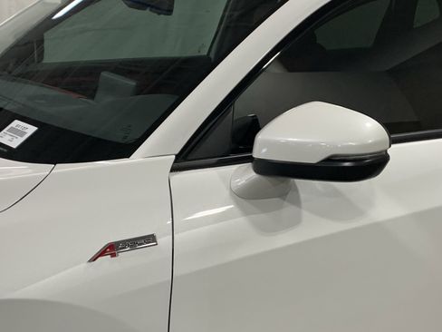 Used 2025 Acura ADX A-Spec image 12