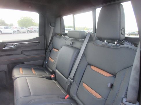 New 2026 GMC Sierra 1500 AT4 w/ AT4 Premium Package image 18