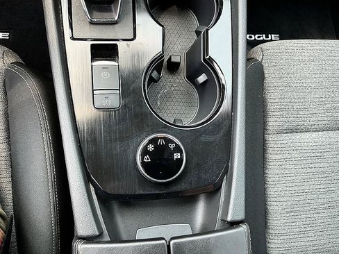 Certified 2023 Nissan Rogue SV AWD/4WD image 20
