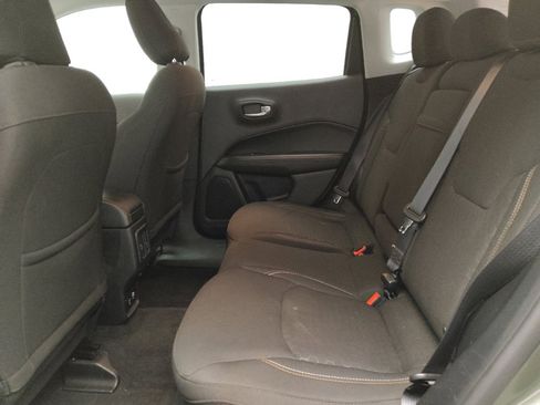 Used 2018 Jeep Compass Sport w/ Tech Group image 18