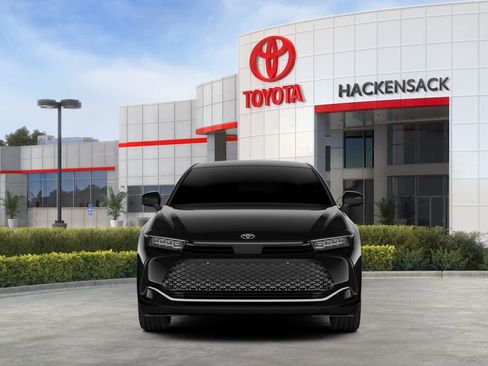 New 2026 Toyota Crown Platinum image 17