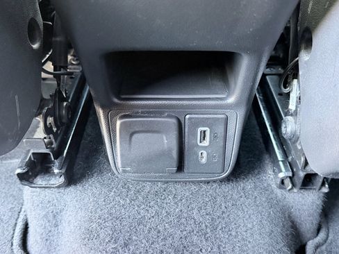 Used 2023 Chevrolet TrailBlazer RS w/ Sun and Liftgate Package AWD/4WD image 28