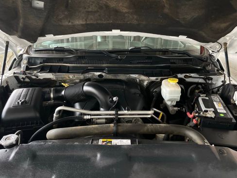 Used 2017 RAM 2500 Tradesman w/ Power & Remote Entry Group image 13