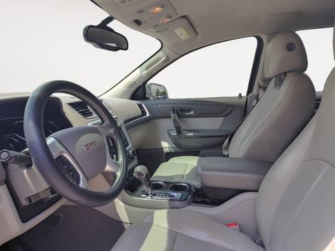 Used 2017 GMC Acadia Limited SLT FWD image 9