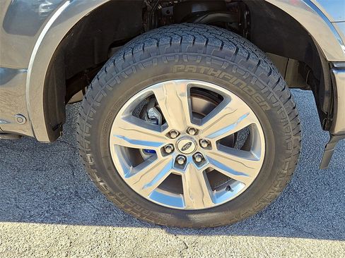 Used 2020 Ford F150 Platinum w/ Equipment Group 701A Luxury image 7