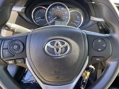 Used 2016 Toyota Corolla LE FWD image 16