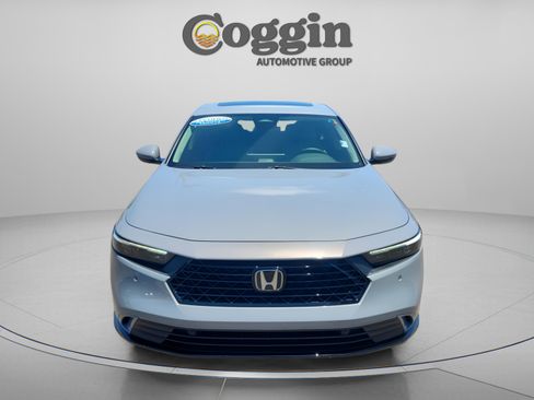 Used 2025 Honda Accord EX-L image 8