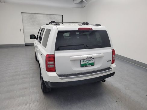 Used 2016 Jeep Patriot High Altitude FWD image 6