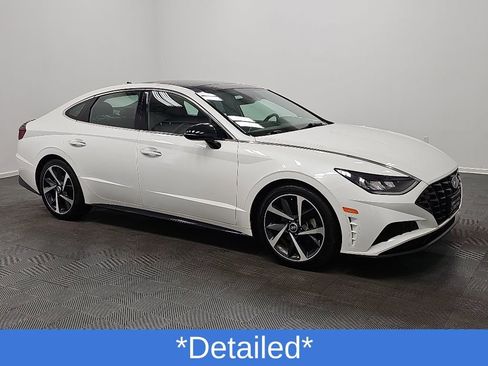 Used 2022 Hyundai Sonata SEL Plus FWD image 2