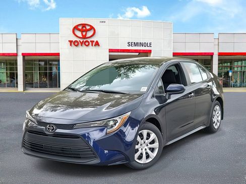 Used 2026 Toyota Corolla LE FWD image 1