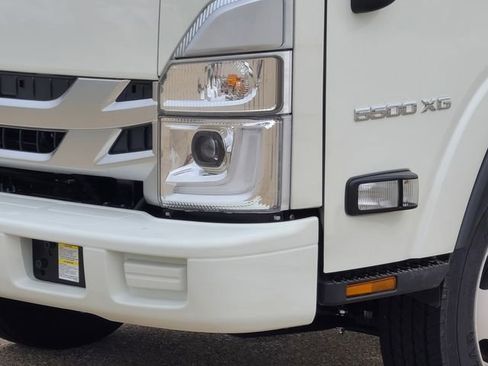 New 2025 Chevrolet Low Cab Forward 5500XG image 11