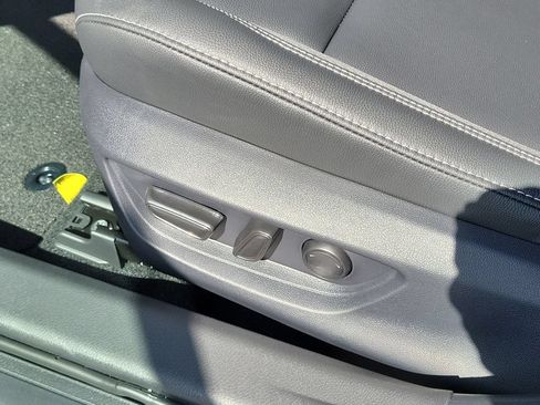 New 2026 Toyota Camry SE w/ Convenience Package FWD image 22