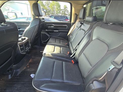 Used 2020 RAM 1500 Laramie AWD/4WD image 10
