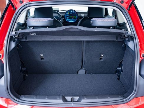 Certified 2025 MINI Cooper S image 18