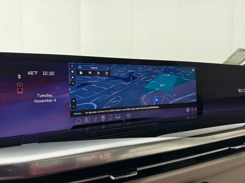 Certified 2025 Cadillac Escalade ESV Sport w/ Touring Package image 23