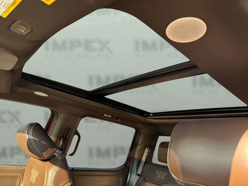 Used 2024 Ford F150 King Ranch w/ FX4 Off-Road Package image 12