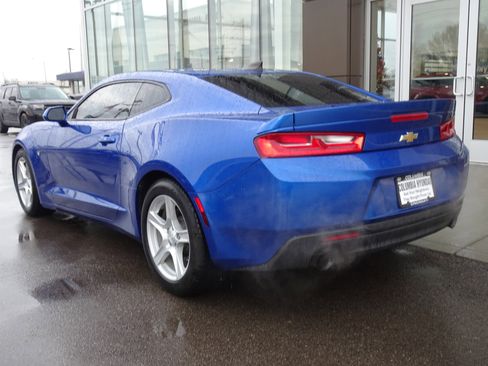 Used 2016 Chevrolet Camaro LT image 3